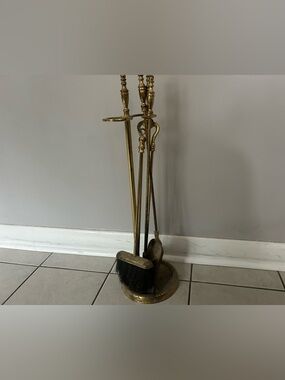 Vintage 5-Piece Brass Fireplace Tool Set – Complete Kit